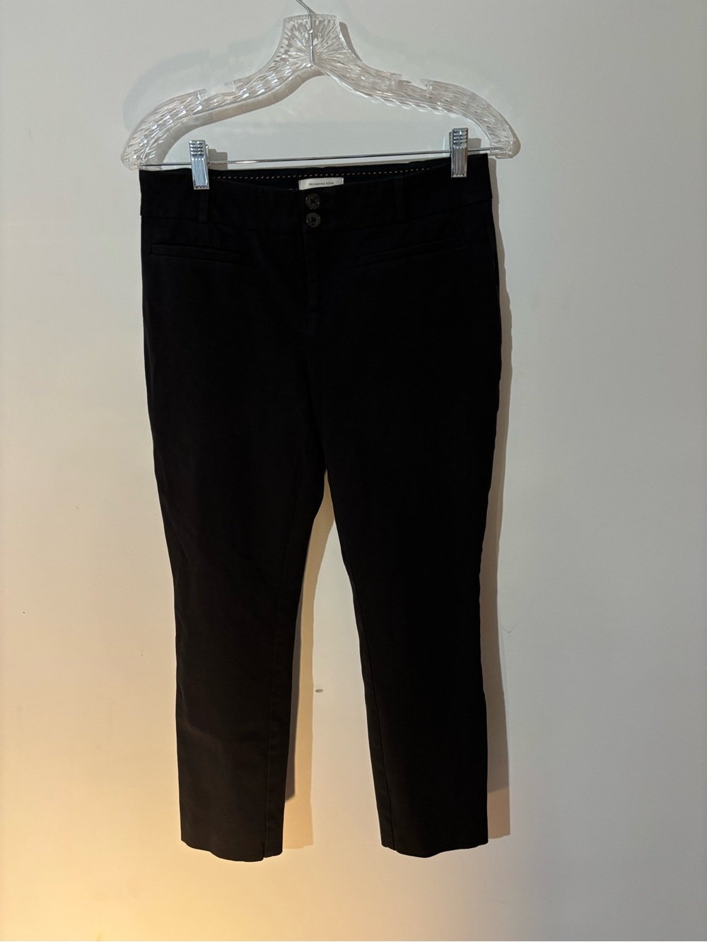 Anthropologie The Essential Slim Black Ankle Pants Size 6